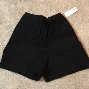 NWT Karen Scott black twill shorts - size 14